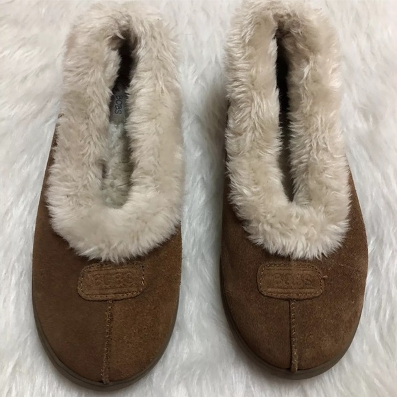 skechers fuzzy slippers